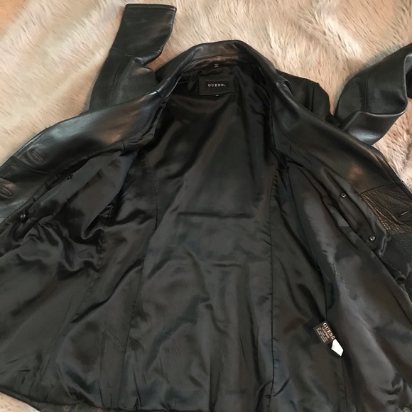 Gorgeous Guess leather fitted coat. Like brand new - Picture 6 of 7